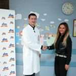 dr. med Nenad Kudelic, ravnatelj OB Varaždin i Dijana Kosic podrucna menadzerica u dm-u