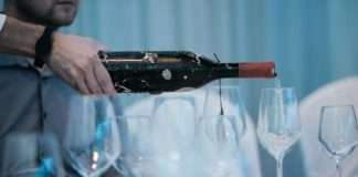 Iločki podrumi sljubili Dunav i Jadran: Premijerno kušanje Graševine Velika berba 2011 s dodirom Jadrana