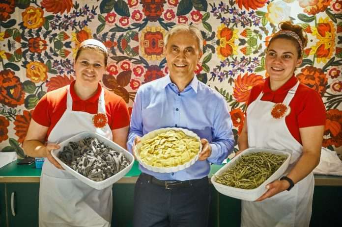 G. Zoran Šimunić s djelatnicama