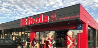 Otvoren supermarket Ribola u Kaštel Novom