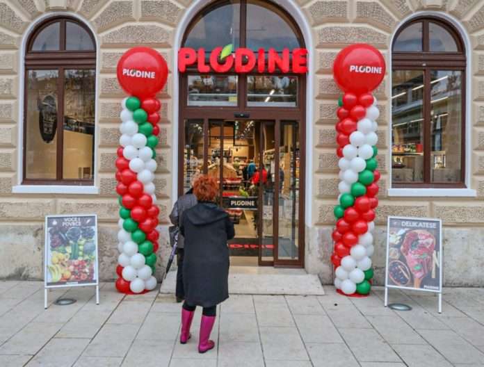 Plodine Rijeka Verdijeva 01