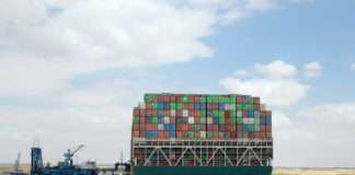 Globalna trgovina mogla bi u blokadi Sueza tjedno gubiti i do 10 mlrd. dolara