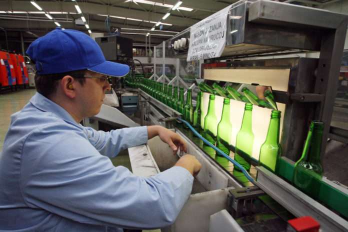 Makroekonomija: industrijska proizvodnja neoèekivano porasla 2,2 posto
