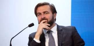 Ćorić: Vlada nije odustala od ideje neradne nedjelje