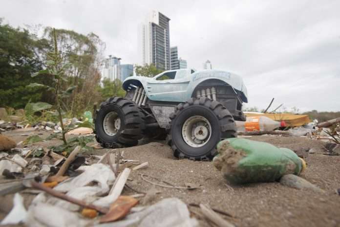 PANAMA PLASTIC POLLUTION