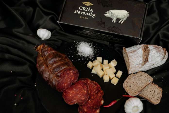 Belje kulen Crna slavonska