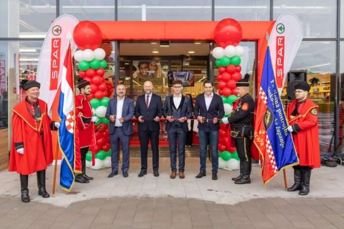 SPAR PREGRADA - svecano rezanje vrpce (1)