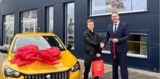 Tisak uručio glavnu nagradu sretnom dobitniku u povodu jubilarnog 50. rođendana