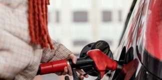 Mali distributeri goriva iščekuju odluku Ustavnog suda o ustavnosti odredbi koje Vlada donosi vezano uz cijene goriva