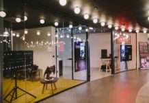 Prva NFT izložba u Hrvatskoj otvorena u Brigadinom showroomu u Zagrebu