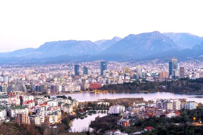 Gebrueder_Weiss_Tirana
