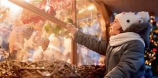 Privlačenje kupaca u blagdansko doba: Kako se istaknuti u gomili ponuda