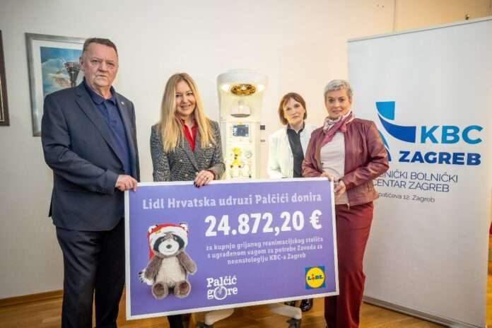 Prim.dr. Milivoj Novak, Marina Dijakovic, prof.dr. Ruza Grizelj, Zeljka Vucko