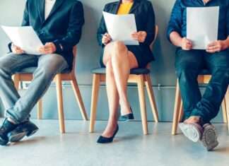 Zapošljavanje u vrijeme eksponencijalnog razvoja umjetne inteligencije i multikulturalnog okruženja