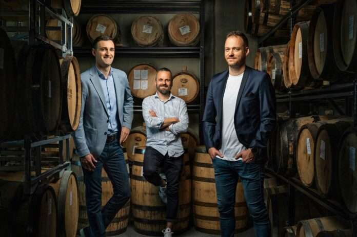 Lovro Vučković, direktor marketinga Badel 1862, Tomislav Anadolac i Hrvoje Bušić, osnivači i vlasnici destilerije Duh u boci