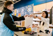 Wolt i Vindija udružuju snage: Vindijine trgovine sada dostupne na Woltu u 10 hrvatskih gradova