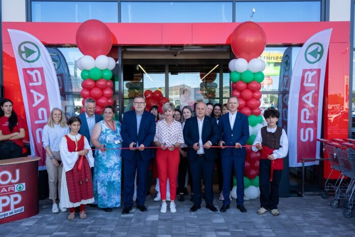 Dugopolje dobilo svoj prvi SPAR supermarket (5)