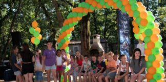 Studenac u sklopu projekta Narančasta ribica odveo na ljetovanje sedamdesetoro djece iz jednoroditeljskih obitelji