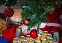 Novo izdanje Ožujskog Božićnog ilustrirao umjetnik Manuel Šumberac