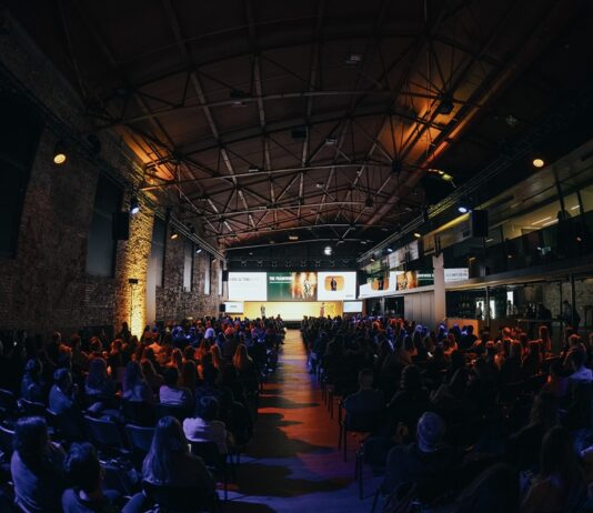 Prvo izdanje KIOSK Branding Conference okupilo i oduševilo regionalnu i svjetsku kreativnu scenu u Zagrebu